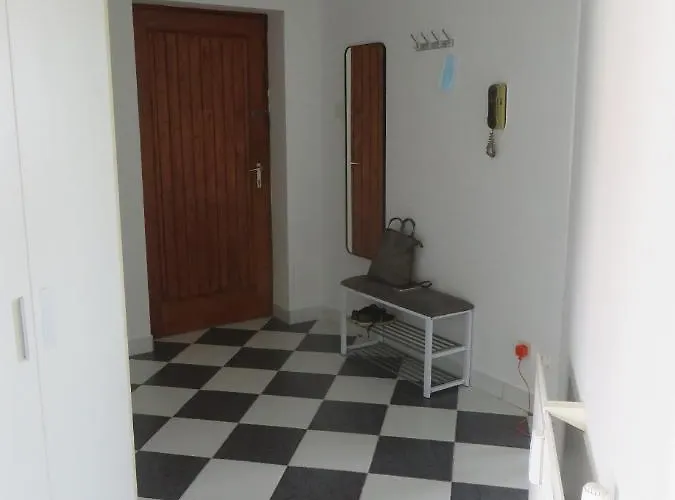 Corner * Mosonmagyaróvár